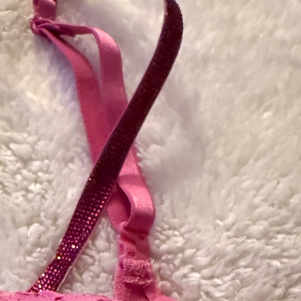 Victoria's Secret Dream Angels Twinkle Strap Lace Demi Bra 34C NWT - Picture 5 of 9
